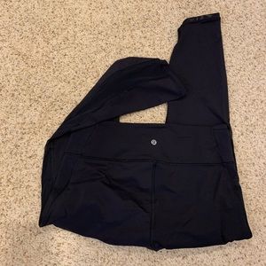 Barely worn lululemon leggings